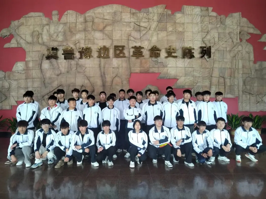 少年踏寻红色路，五四精神永传承——菏泽市交通高级技工学校组织师生参观冀鲁豫革命纪念馆传承红色基因，赓续精神血脉。插图5