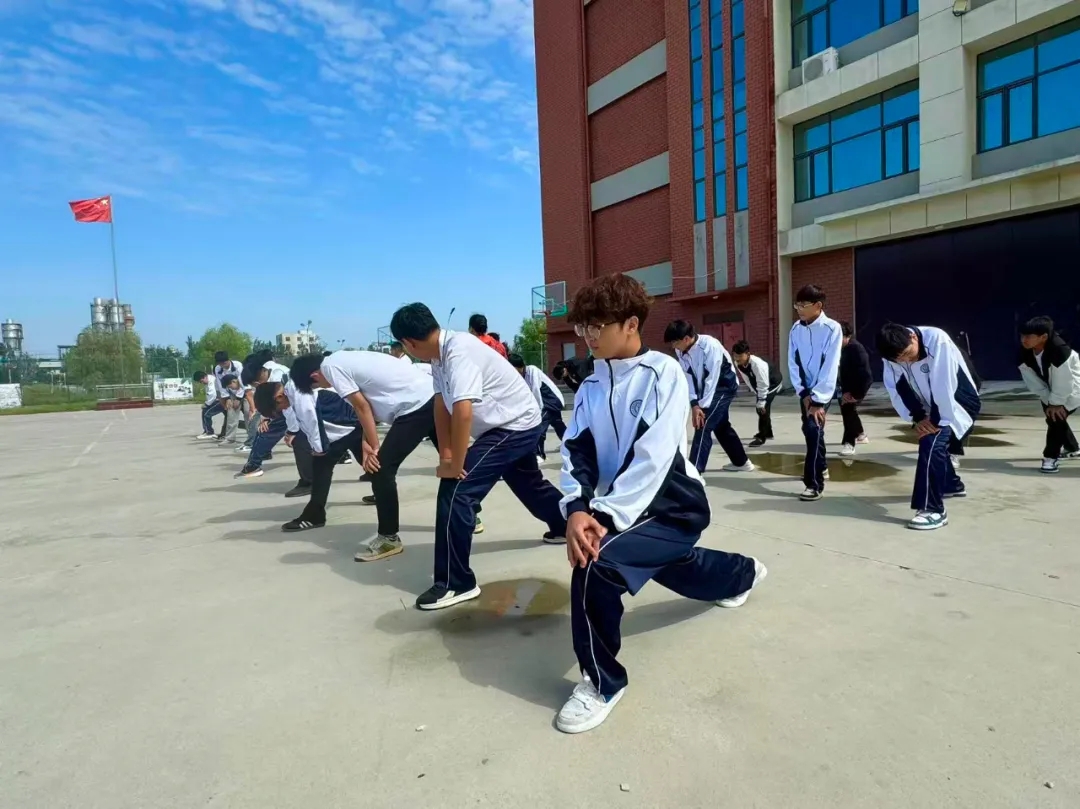强身健体 阳光日常——菏泽市交通高级技工学校丰富多彩的体育课（六）